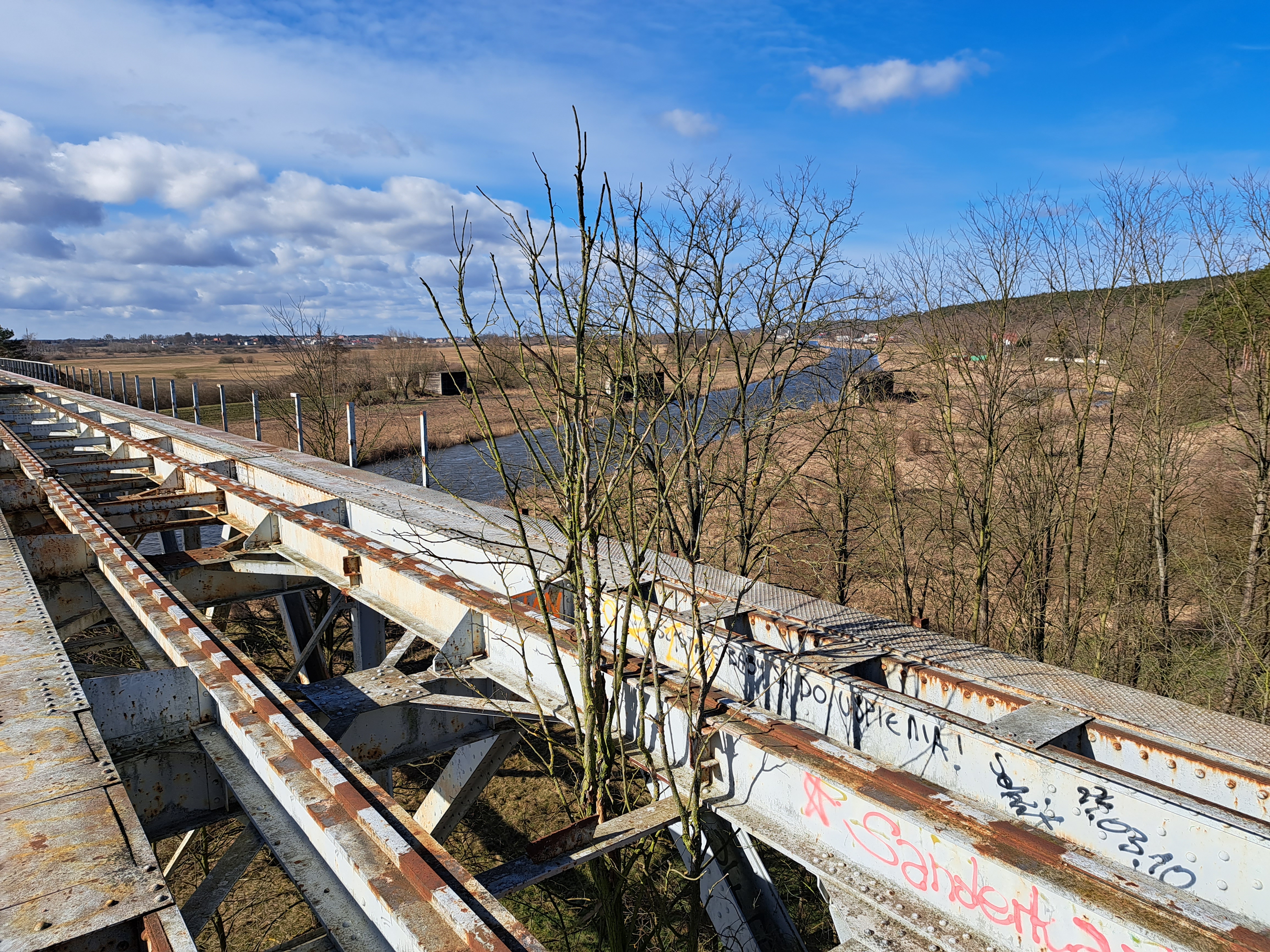 Wyprawa Szlakiem Umocnień Wału Pomorskiego – Odcinek Południowy  15 – 16 listopada 2025  Głusko - Drezdenko - Santok